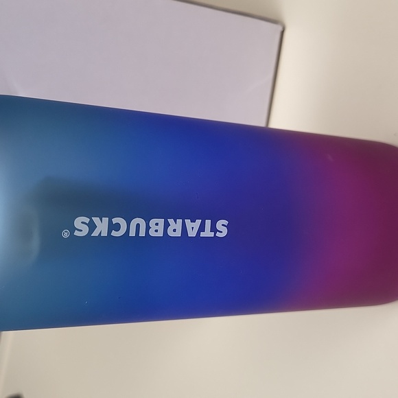 Starbucks Glass Ombre 20 ounce Drink Bottle - Picture 2 of 7